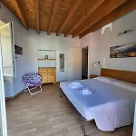Lilla Residenza Silvana Apartament *