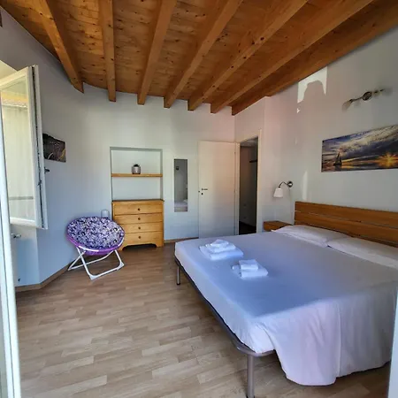 Lilla Residenza Silvana דירה *